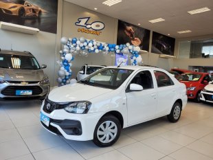 ETIOS SEDAN X 1.5 MANUAL, 61 MIL KM ** BRANCO **