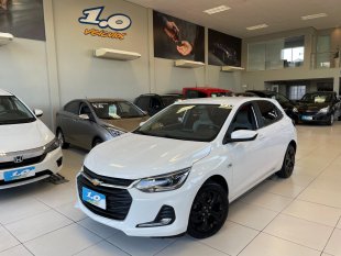ONIX HATCH PREMIER 1.0 TURBO AT, 48 MIL KM ** BRANCO/Ú.DONO **
